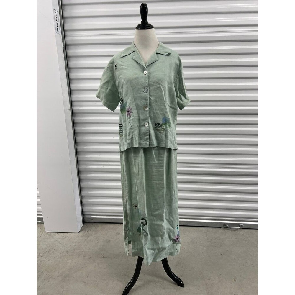 Alegre Play Two-Piece Linen Set with Floral Embroidery